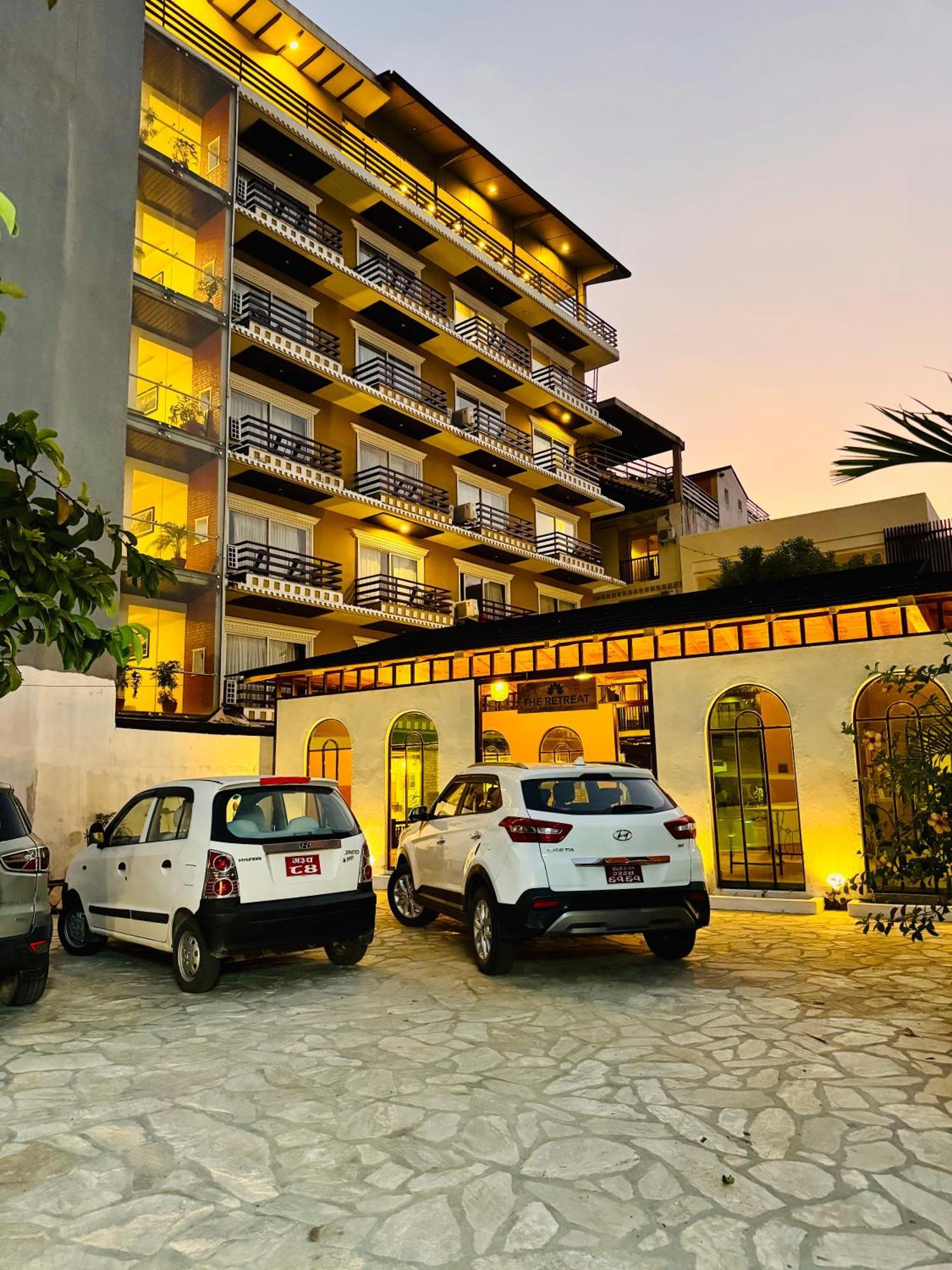 Bodhi Suites Boutique Hotel And Spa Похара Екстериор снимка